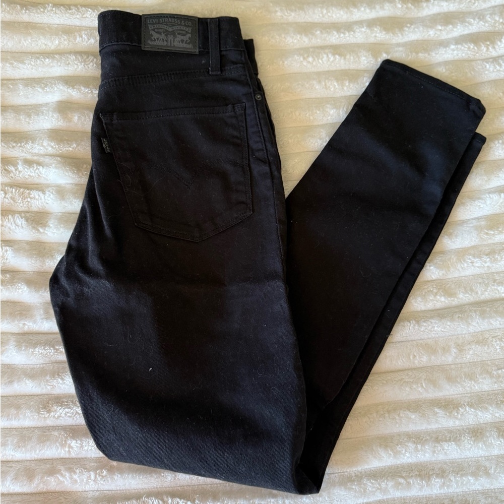 Levi's 721 High Rise Skinny Jeans